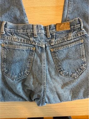 Lee Vintage High-Waist Denim Relaxed Fit Raw Hem size 8